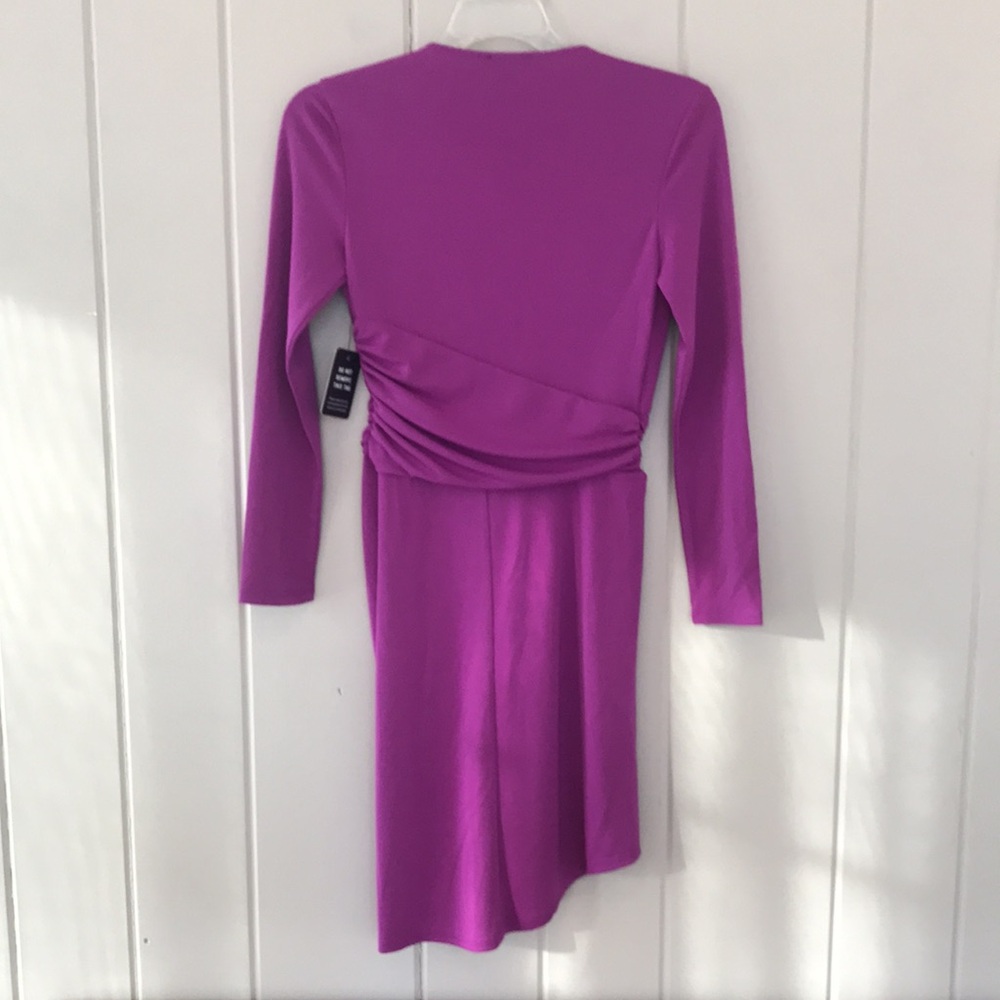 Express V-Neck Dress - Picture 4 of 7